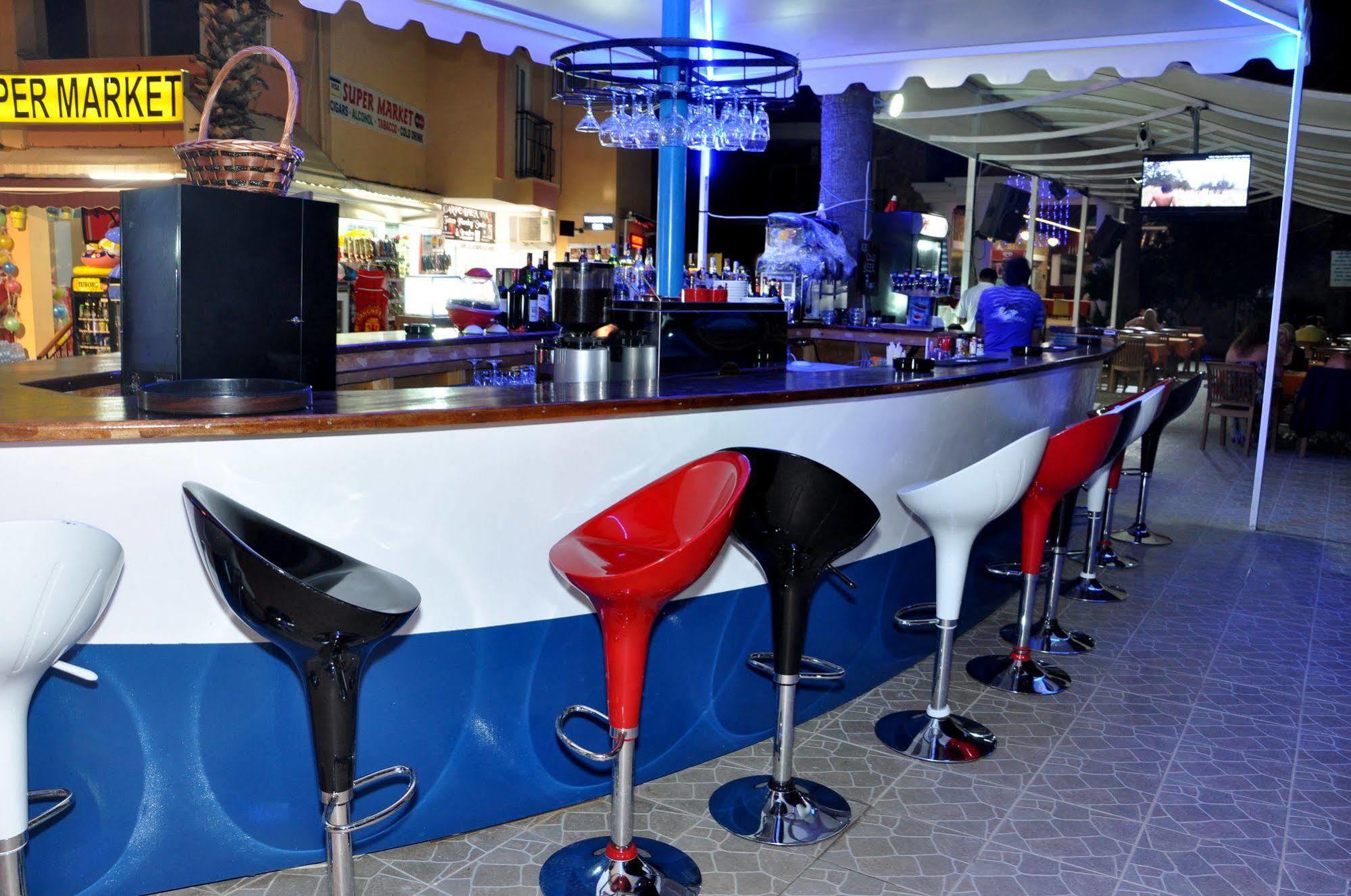 Aparthotel Club Dena Marmaris Zewnętrze zdjęcie